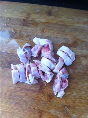 蚝油鸡翅蒸冻豆腐的做法步骤1