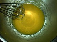 透明皮莲蓉蛋黄月饼的做法步骤5