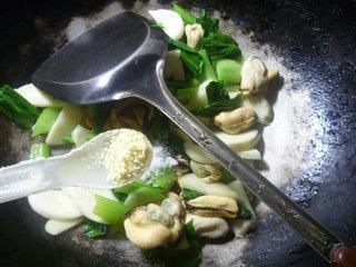 茭白淡菜炒青菜的做法步骤10