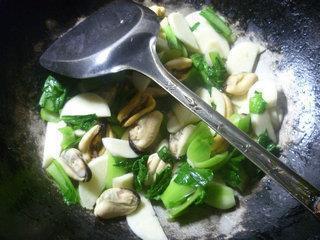 茭白淡菜炒青菜的做法步骤11