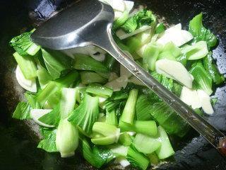 茭白淡菜炒青菜的做法步骤5