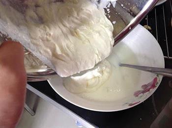 酸奶慕斯蛋糕的做法步骤6