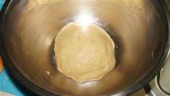 广式白豆沙蔓越莓月饼的做法步骤4