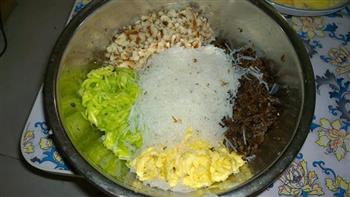 西葫芦素菜包子的做法步骤1