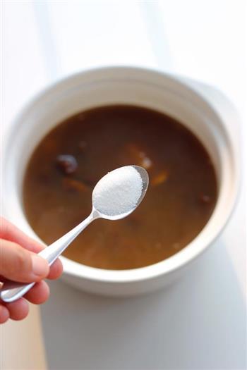 红枣排骨菌汤的做法图解6
