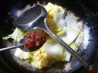 鸡蛋炒白菜的做法图解10