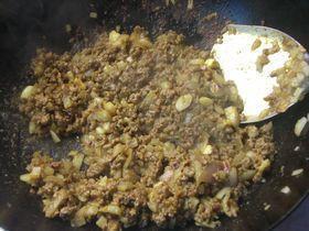 咖喱牛肉酥皮月饼的做法步骤8