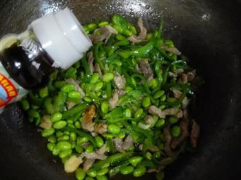 青椒毛豆炒肉丝的做法步骤11