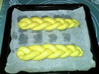 芒果冰激凌辫子面包的做法步骤13