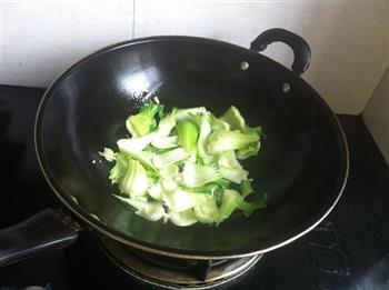 香菇炒油菜的做法步骤2
