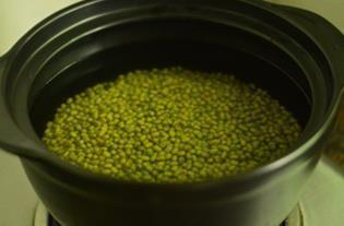 解暑绿豆汤的做法步骤2