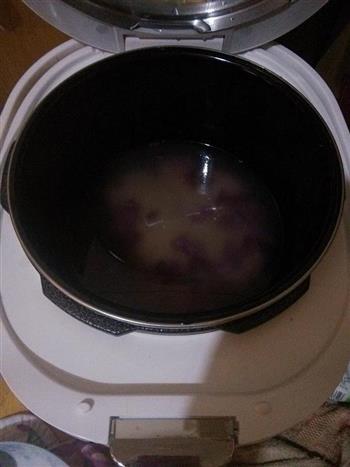 紫薯小米营养粥的做法图解3