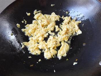 黄瓜鸡蛋酱拌米粉的做法步骤5