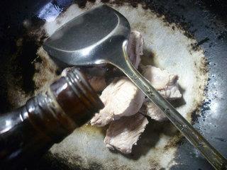 扁豆炒排骨的做法步骤2