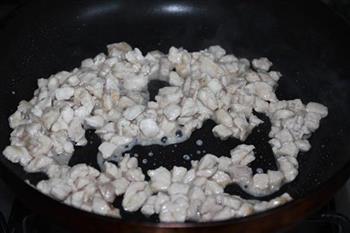 香菇炒肉丁的做法步骤4