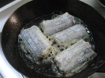 酥煎带鱼的做法步骤5