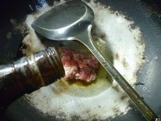 肉末青椒炒白菜的做法步骤4