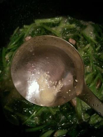 菠菜猪肝汤的做法步骤8