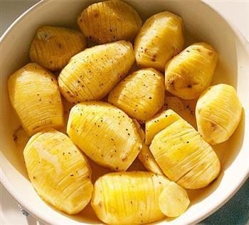 黄油烤土豆的做法步骤3