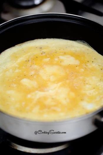 豌豆奶酪西式蛋饼的做法步骤4