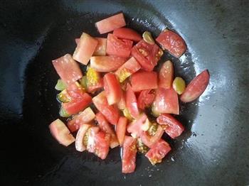 番茄干贝紫菜蛋汤的做法步骤5