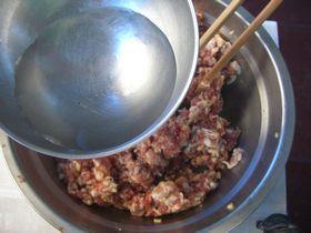 冬瓜汆牛肉丸子的做法步骤2