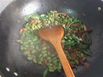 简单版家常菜青豆炒肉的做法步骤7