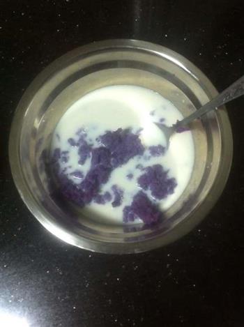 紫薯慕斯蛋糕的做法步骤3