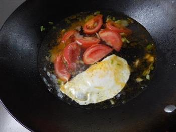 番茄蛋汤煮面的做法图解7