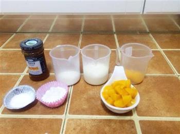 黄桃蛋挞的做法步骤1