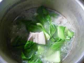 青菜五花肉土豆汤的做法步骤9