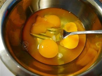 鸡蛋粉丝炒卷心菜的做法图解2