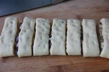芝麻蜜豆面包的做法步骤8