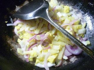 紫洋葱土豆炒白菜芯的做法图解11