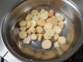 百合红薯糖水的做法步骤6