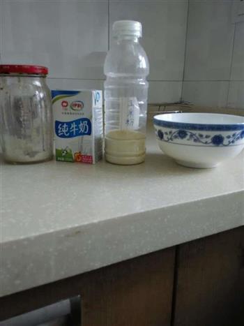 自制玉米味奶茶2的做法步骤1