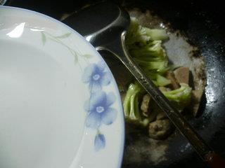 牛筋丸炒花菜的做法步骤5