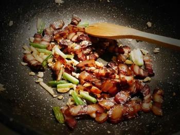什锦菌菇腊肉烩老豆腐的做法步骤4