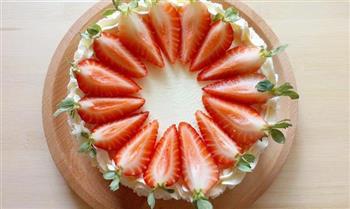 草莓奶油蛋糕的做法步骤14
