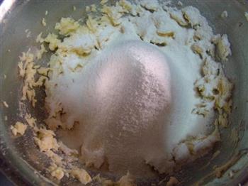 焦糖葡萄干蛋糕的做法步骤7