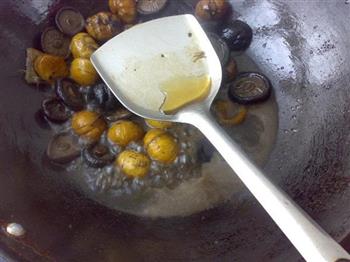 栗子煮香菇的做法步骤5