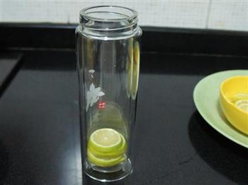 蜜渍柠檬水的做法步骤4