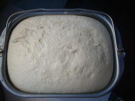 咸蛋黄豆沙夹心面包的做法图解4