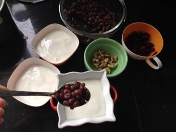 核桃蜜豆酸奶的做法步骤7