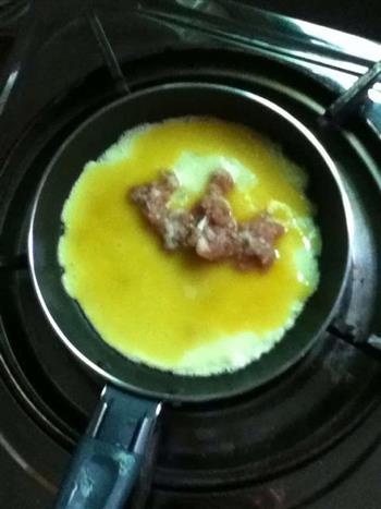 马蹄香菇肉蛋饺的做法步骤3