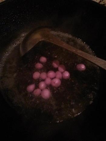酒酿紫薯小汤圆的做法步骤1