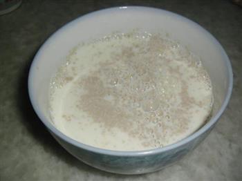 牛奶玉米面发糕的做法步骤2