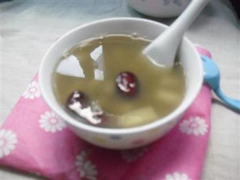 百合红枣绿豆汤的做法图解6