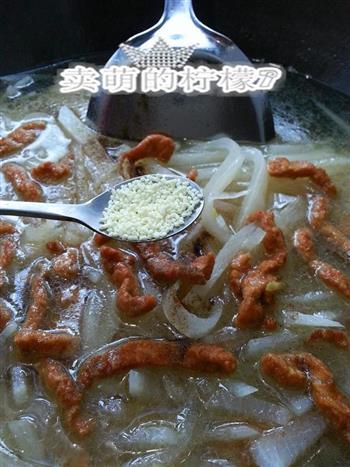 白萝卜肉丝浓汤的做法步骤8