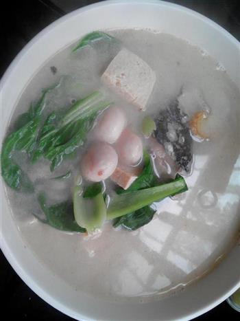 冻豆腐蘑菇鱼汤的做法图解3